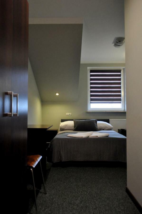 Hotel Pauza ラジン・ポドラスキ エクステリア 写真
